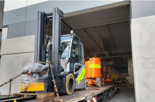 Rent of several machines for Amazon