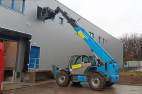 stack and stow of compressors with telescopic handler