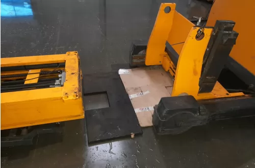 Pronájem s instalací zvedacího zařízení - 999