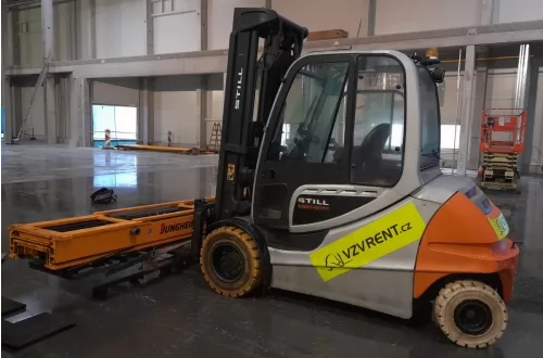 Pronájem s instalací zvedacího zařízení - 999