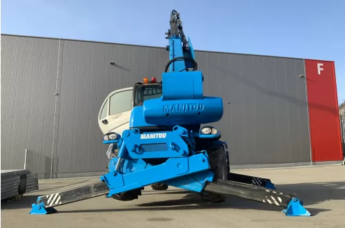Rotační manipulátor Manitou MRT 2150 - 999