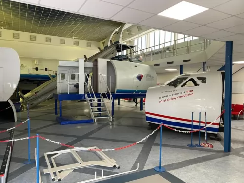 Demontáž simulátoru Boeingu 737 - 5