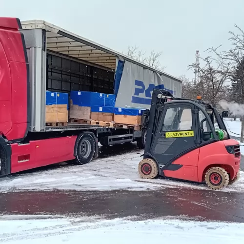 Manipulace součástek lanové dráhy na Petříně - 2