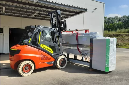 Složení a uložení CNC frézy - 999