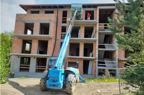 Složení oken a dveří na stavbě - 999