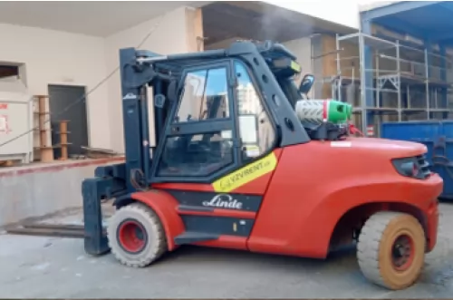 Loading of a press for new LIDL stroe
