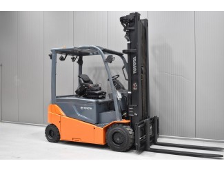 TOYOTA 05-8FBM35T.jpg
