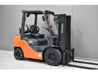 TOYOTA 32-8FG25.jpg